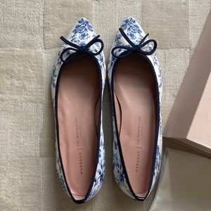 Stunning Margaux NY Flats-never worn